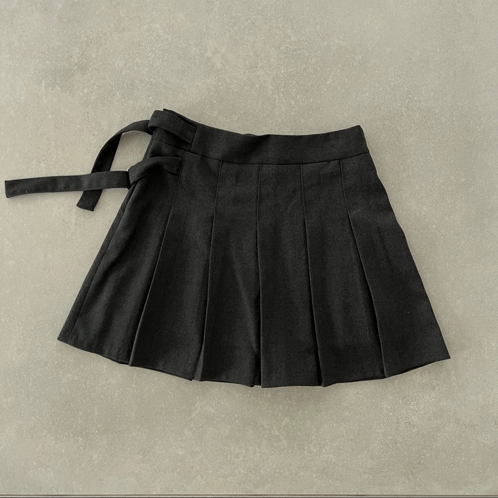 STORETS PLEATED SKIRT - Picture 6 of 9